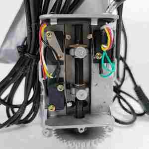 電動(dòng)卷簾門(mén)高檔